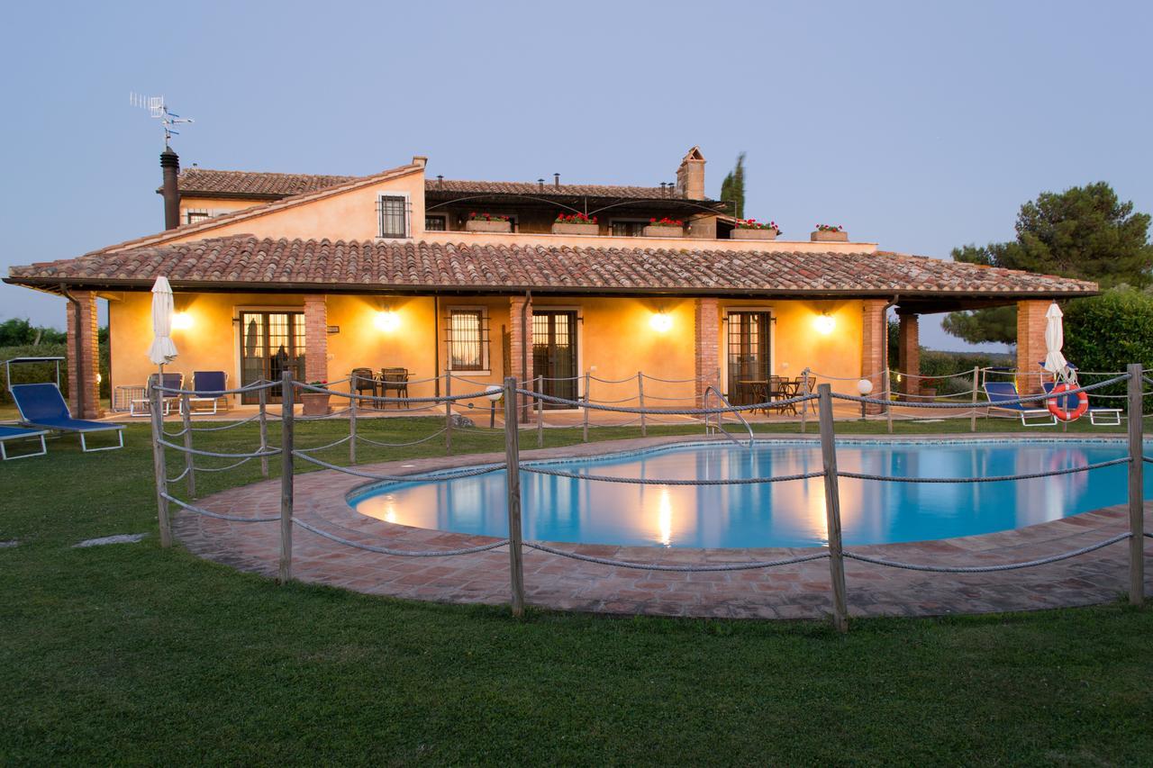 פיטיליאנו Agriturismo Poggio Delle Conche מראה חיצוני תמונה